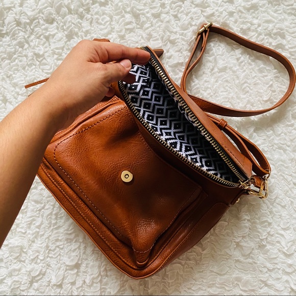 Cross Bag Caramel - Picture 2 of 3